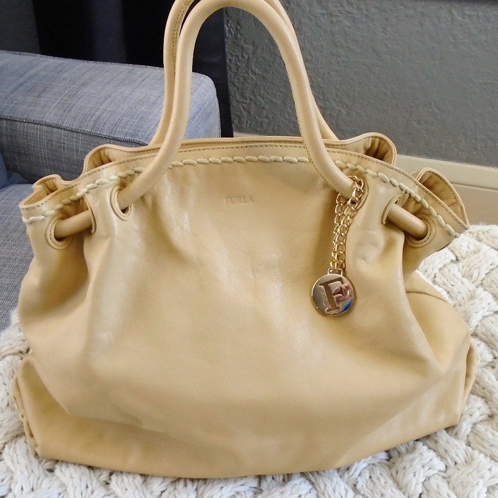 Furla Leather Large Hobo Purse Bag Pale Tan